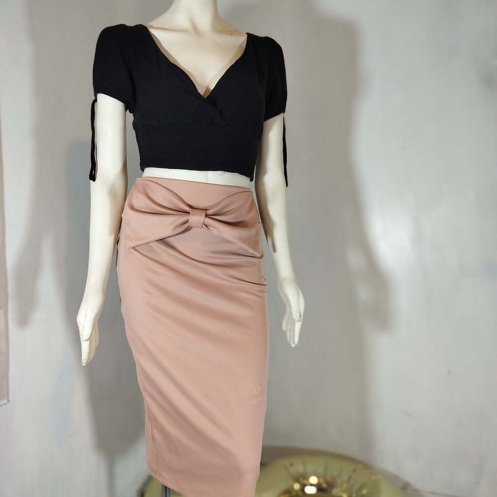 Windsor Black and Tan Pencil Skirt
